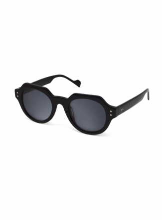 WEAREYES WAE.HL.01.04 Helios Sunglasses  Black/Black